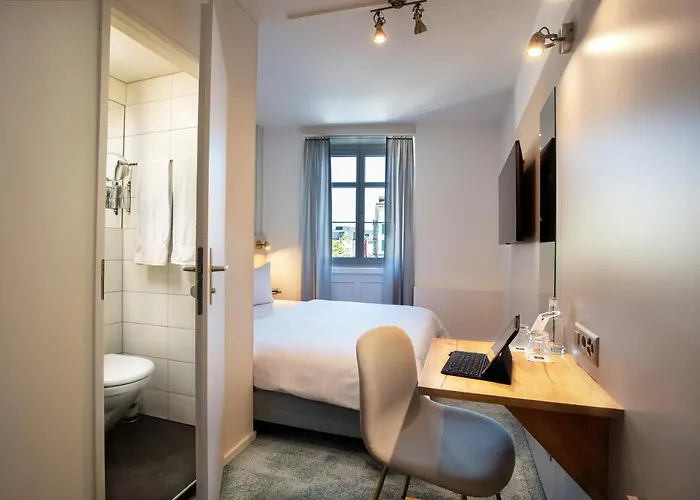 Hotel Krone By B-smart 3*